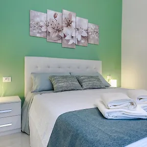 Victoria Apartment