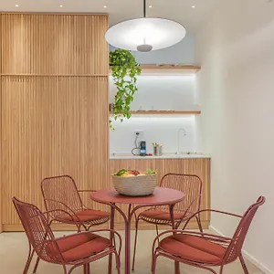 Scarlet Apartment